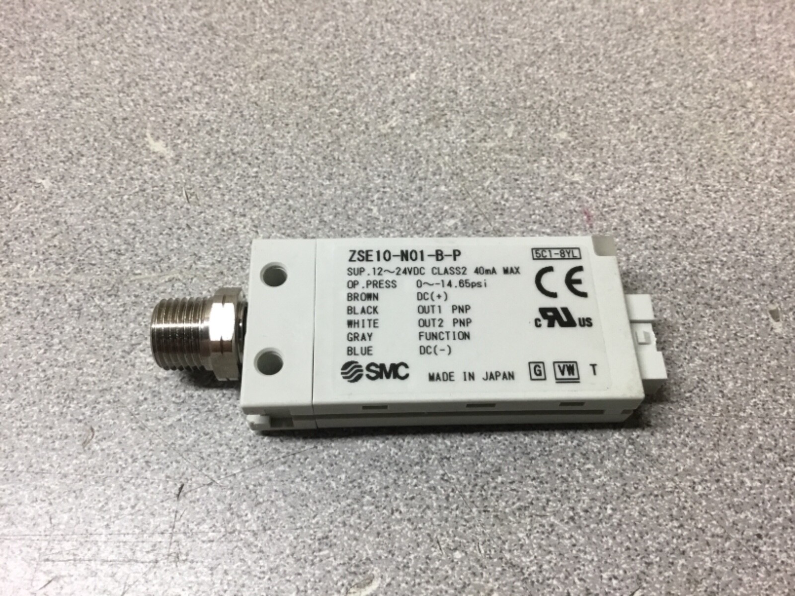 NEW NO BOX SMC ZSE10-N01-B-PG Vacuum Pressure Switch