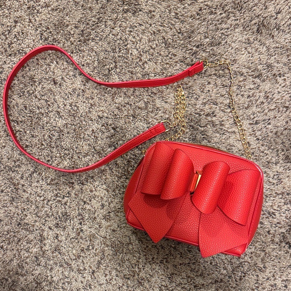 Chic Red Bow Crossbody Bag