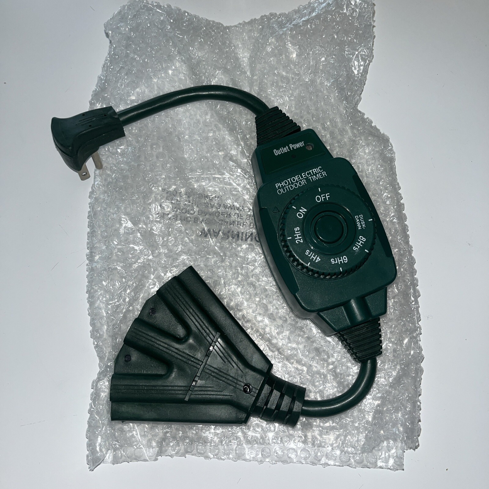 New in Box Photoelectric Outdoor Timer 3 Plug Heavy Duty 10A 1000W #14316
