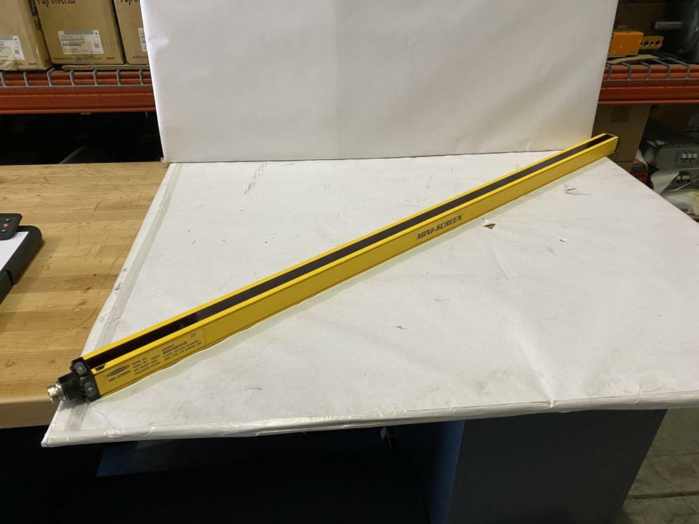 BANNER MINI SCREEN # MSE4824Y Light Curtain