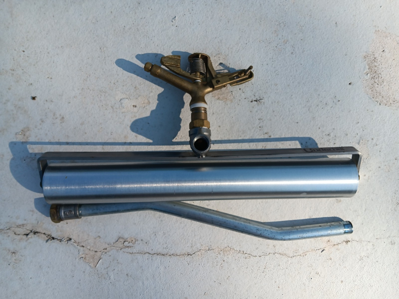 Underhill RollerPro with Sprinkler Head