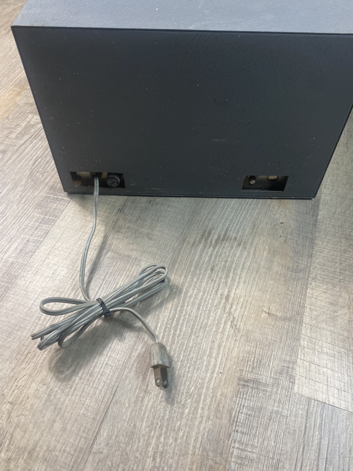 Devry Bell & Howell Schools Model 34 Oscilloscope Analyzer Powers Up! See Video