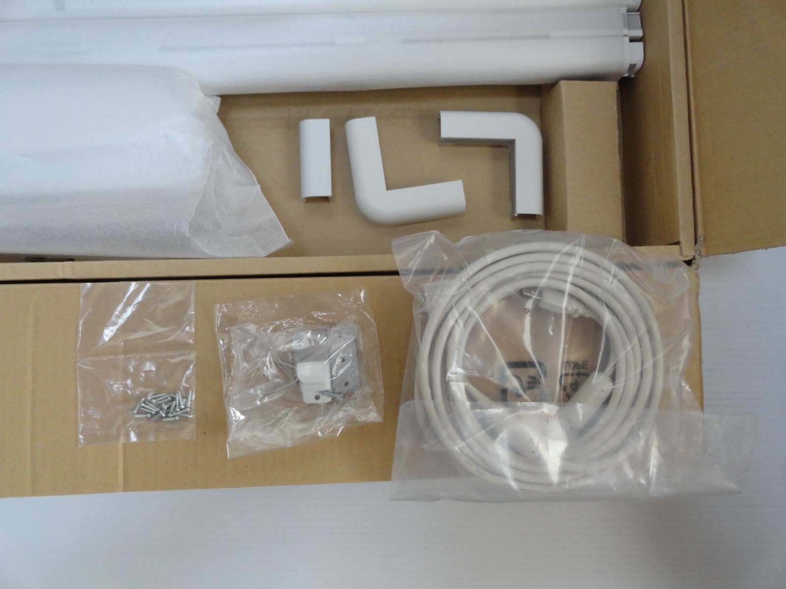 Hitachi Solutions StarBoard Link EZ2 Interactive WhiteBoard