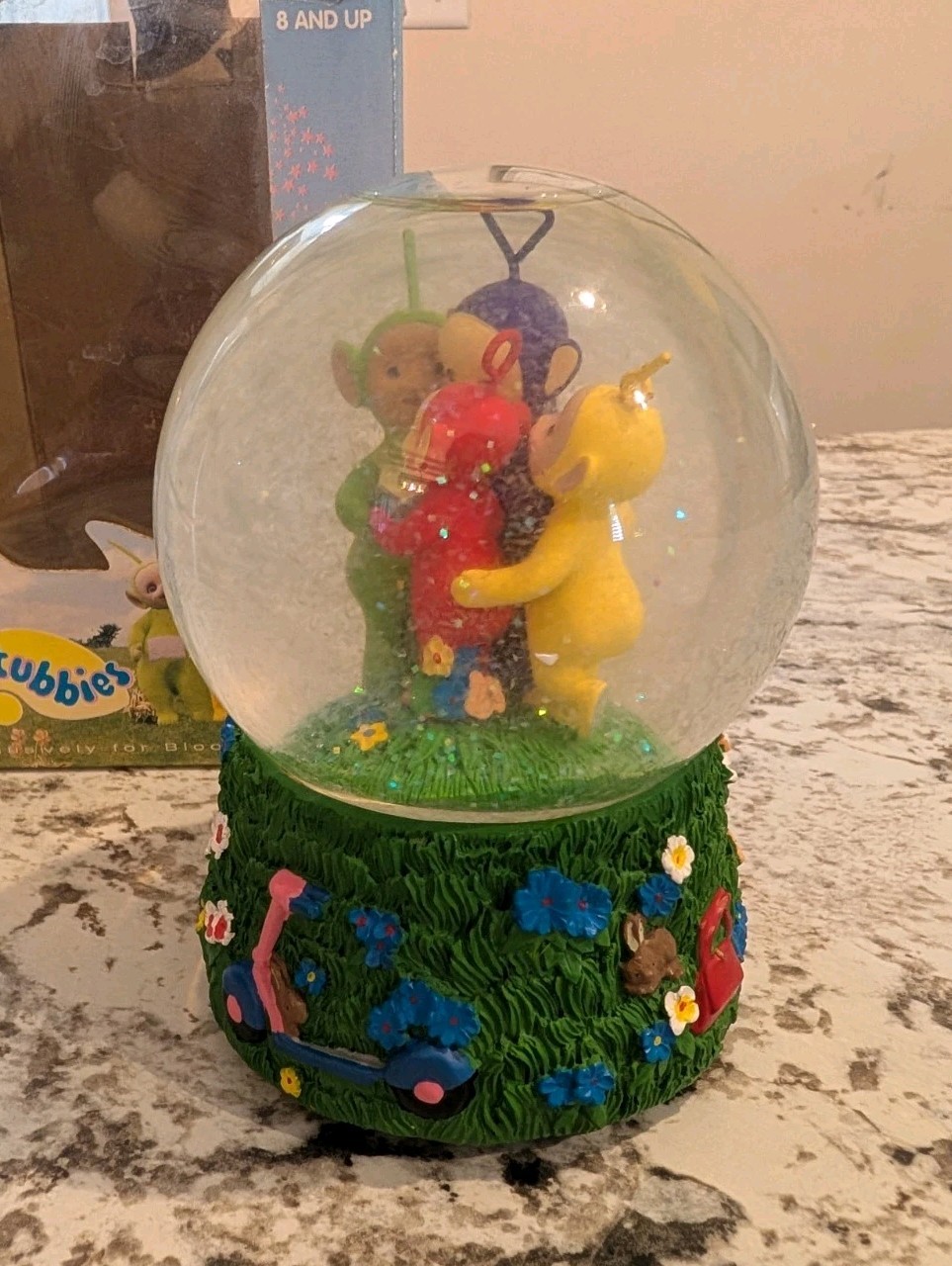 Teletubbies Glitter Globe Snow Globe 1998 Bloomingdale's Exclusive IOB Rare