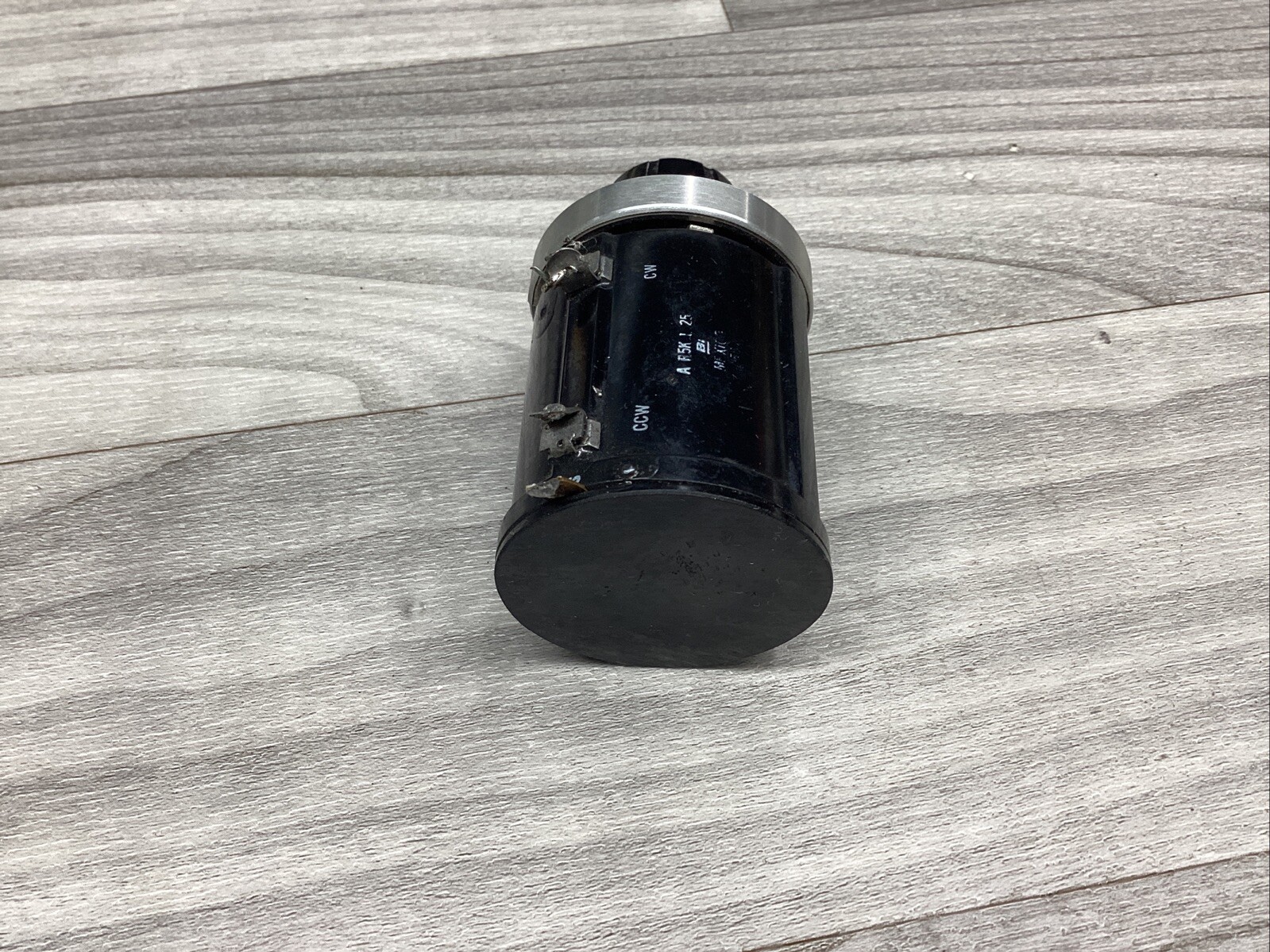 Helipot AR 5K L.25 Potentiometer #827F290