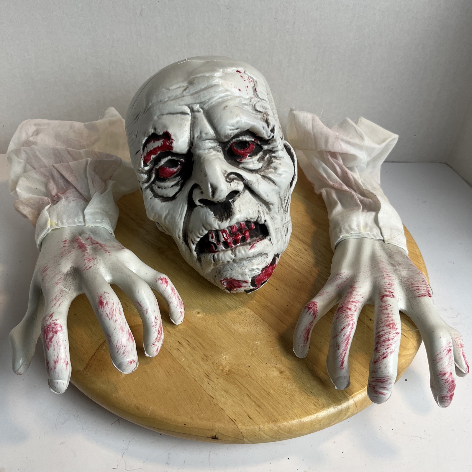 Halloween Zombie Decorations Scary with Face and Arms Lawn Stakes Outdoor