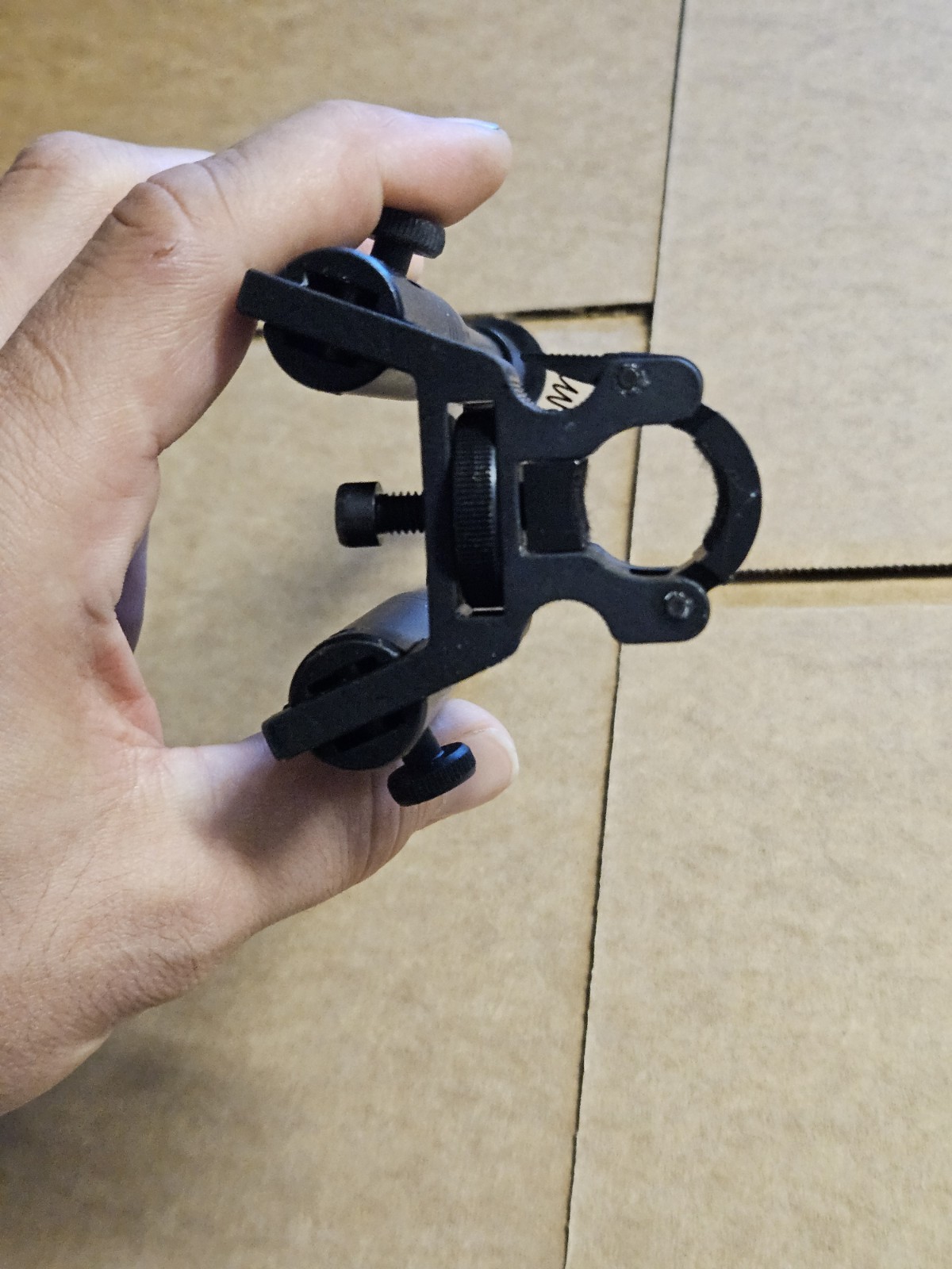 Barrel Mounting Bipod for Rifles EXTENTABLE & Foldable Legs
