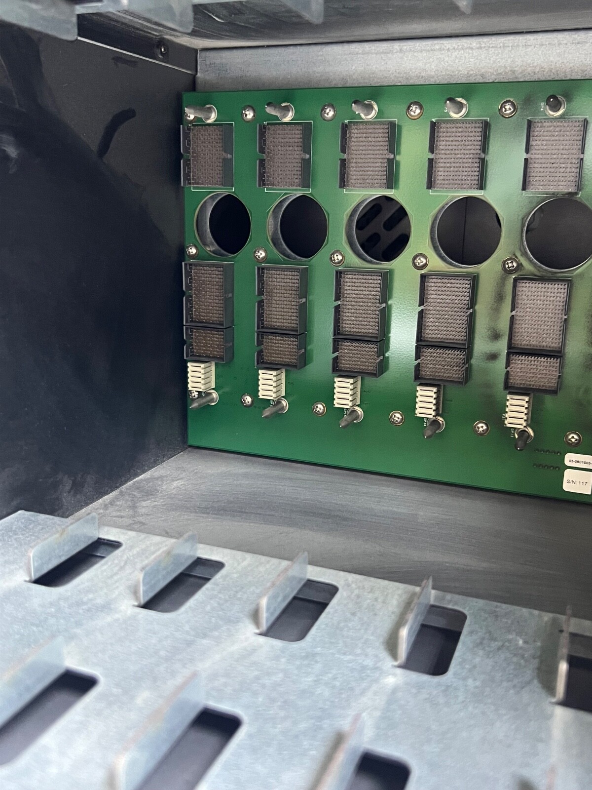 BARCO DX-700 VIDEO PROCESSOR (FOR PARTS)