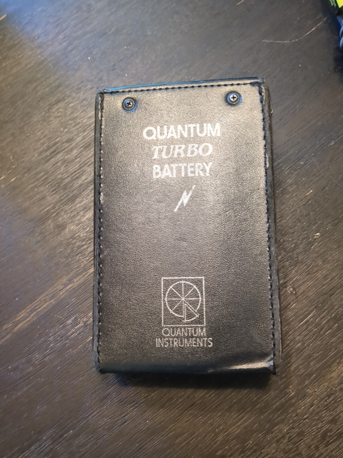 QUANTUM Turbo Battery with Charger Cable
