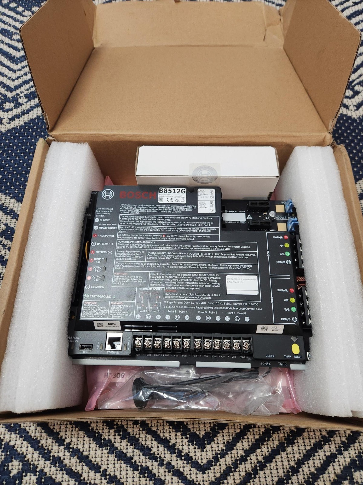 *NEW* Bosch B8512G Security System Control Panel  *FREE SHIPPING*
