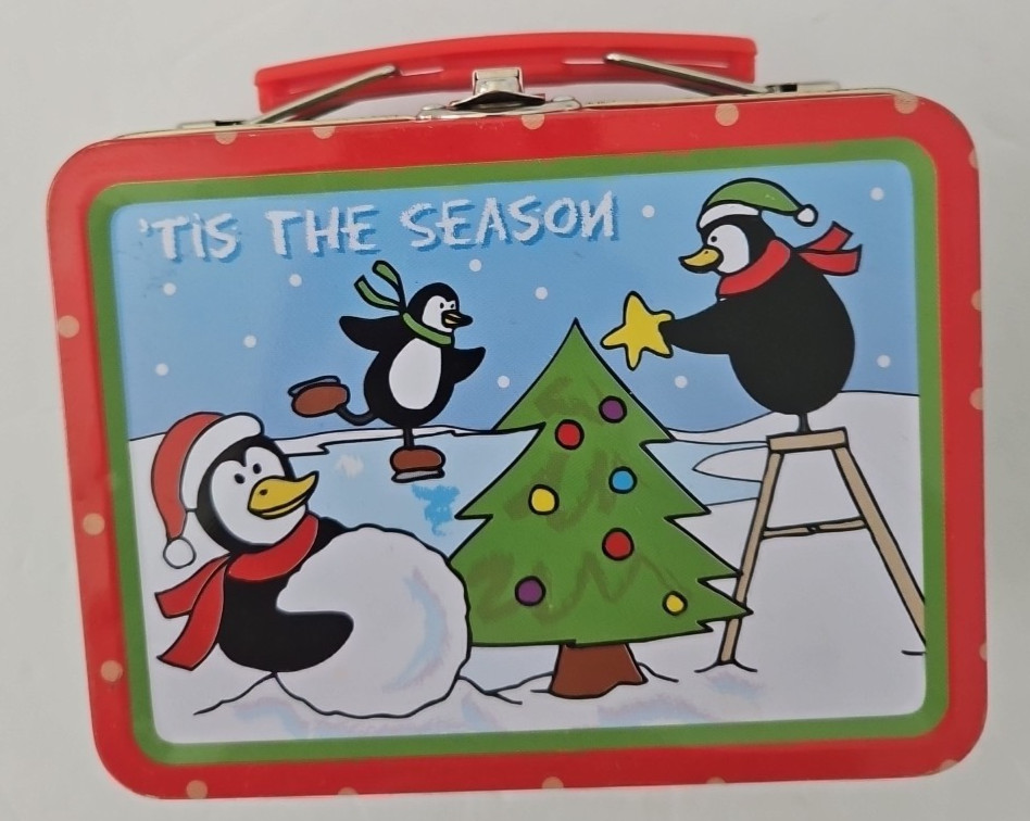PENGUINS Tis the Season CHRISTMAS HOLIDAY Small HINGED METAL TIN MINI LUNCH BOX