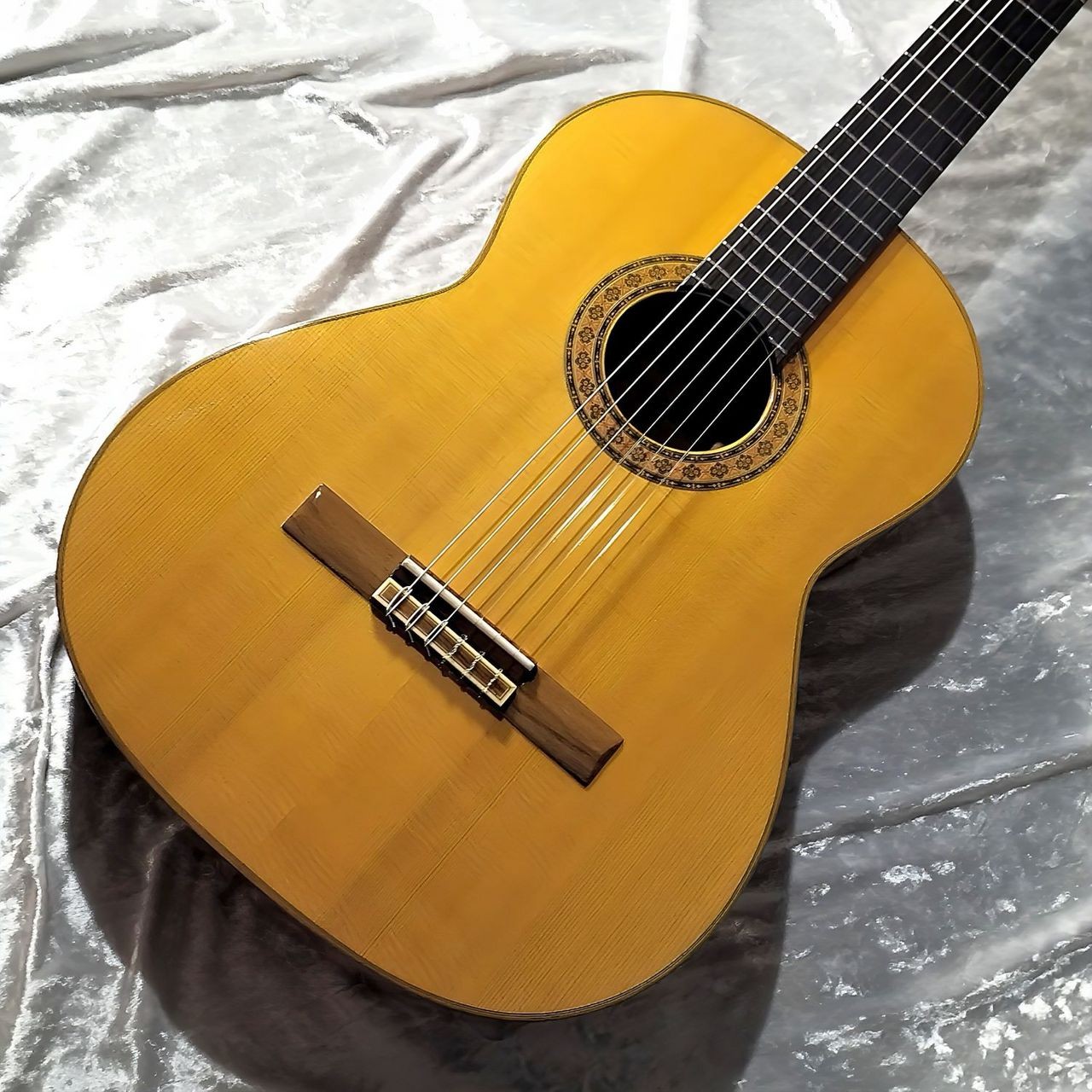 Raimundo 155S Made In Spain Classical Guitar Actual Image Safe delivery from Jap