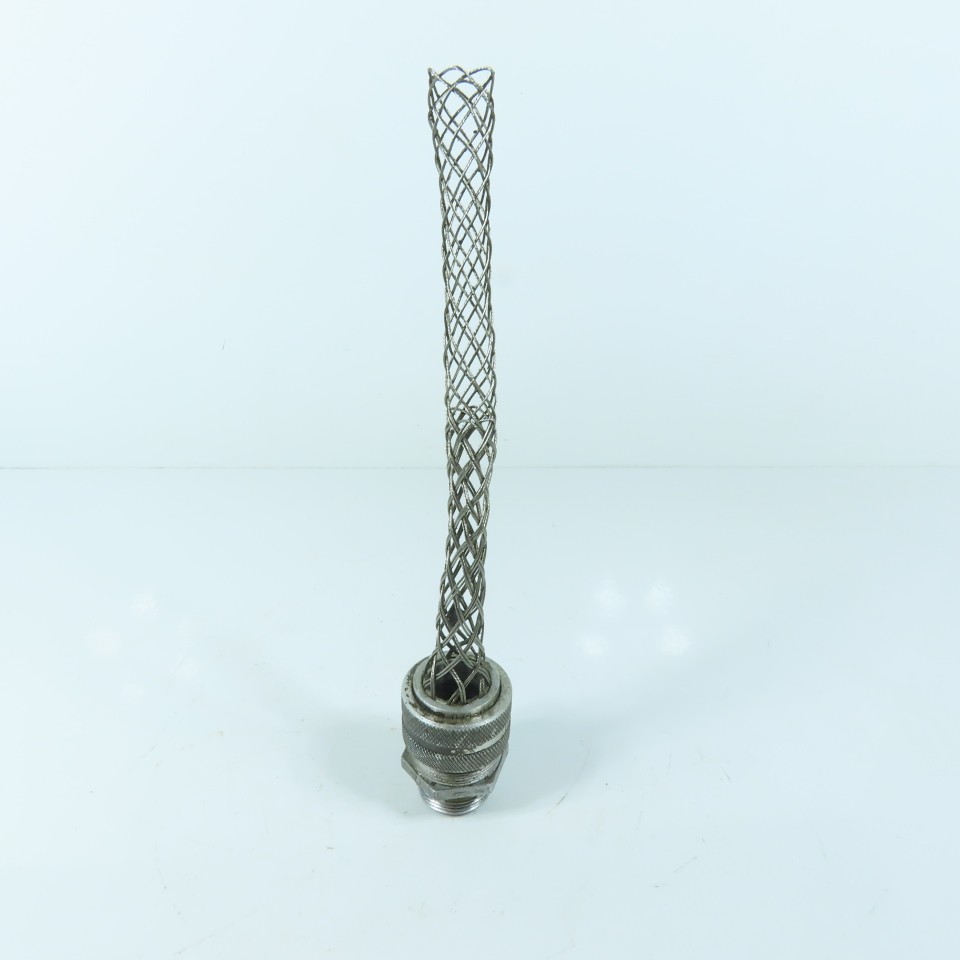 Kellems 074-01-023 .750-0.875" Cable Strain Relief Cord Grip 1" Box Connector