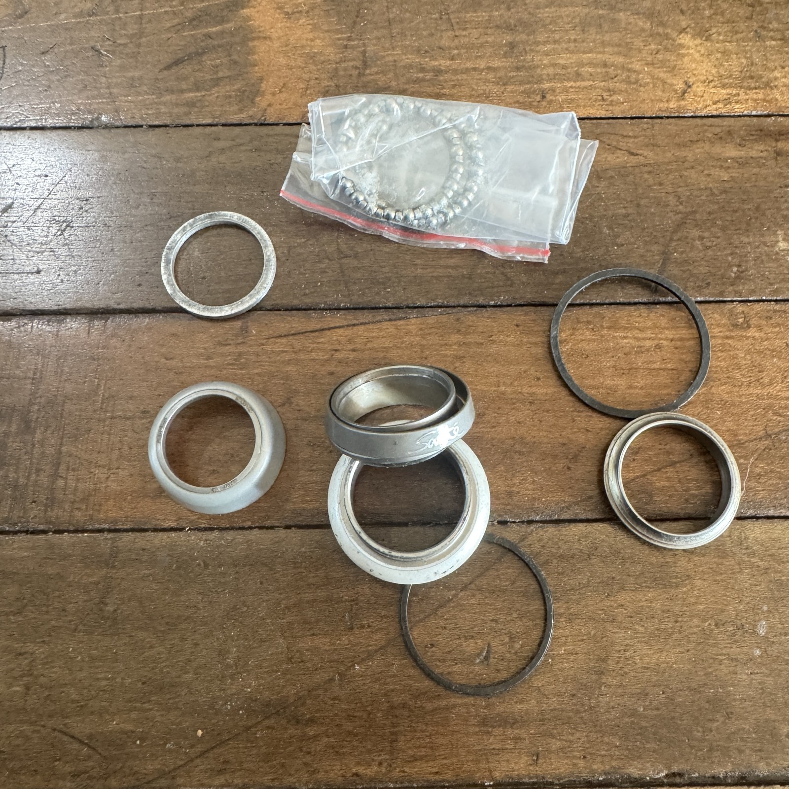 Vintage Shimano Santé Headset PARTS NOS 1 Inch Threaded Road Bike Bearings Wear
