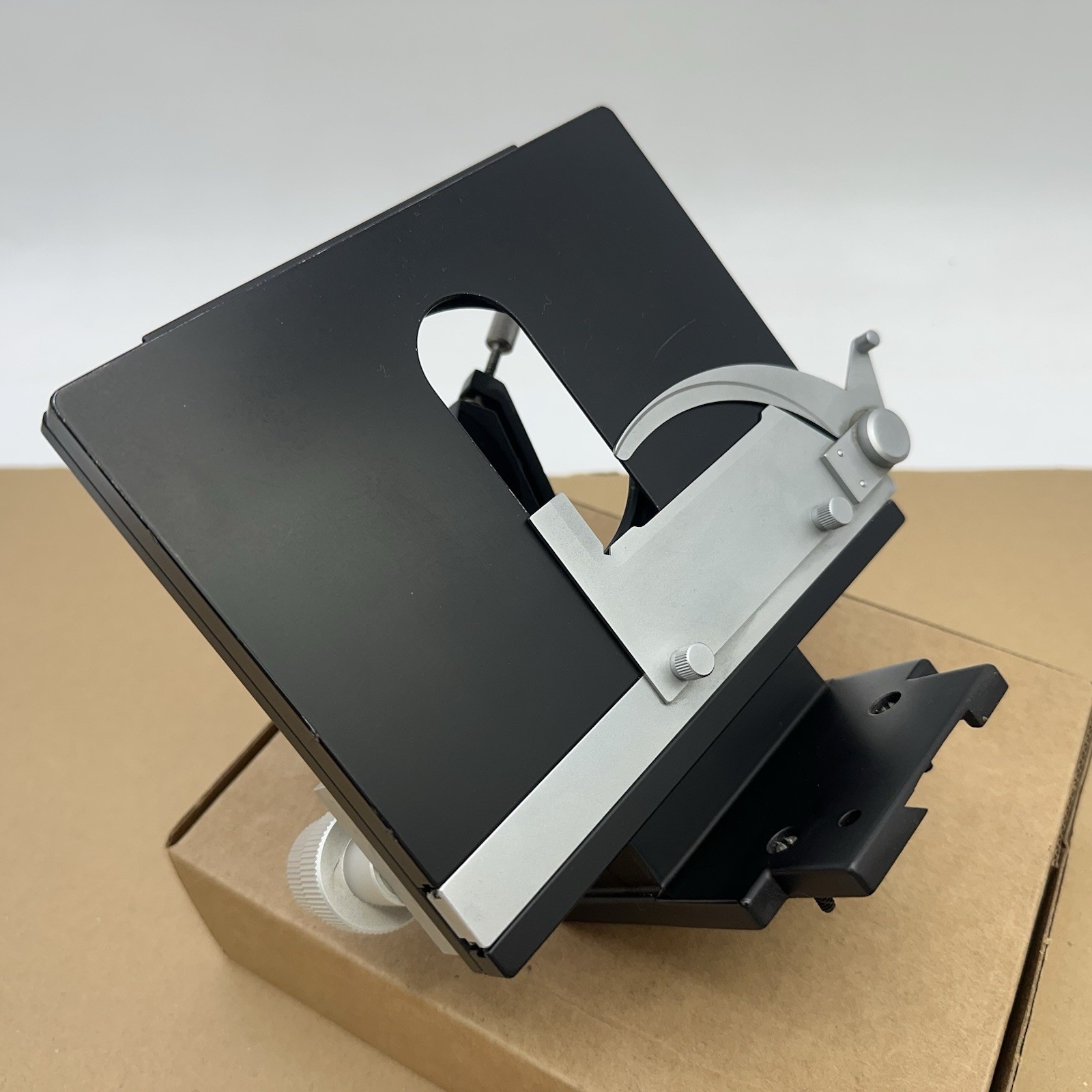 31-60-42 MECANICAL STAGE REPLACEMENT PART FOR BAUSCH LOMB BALPLAN MICROSCOPE