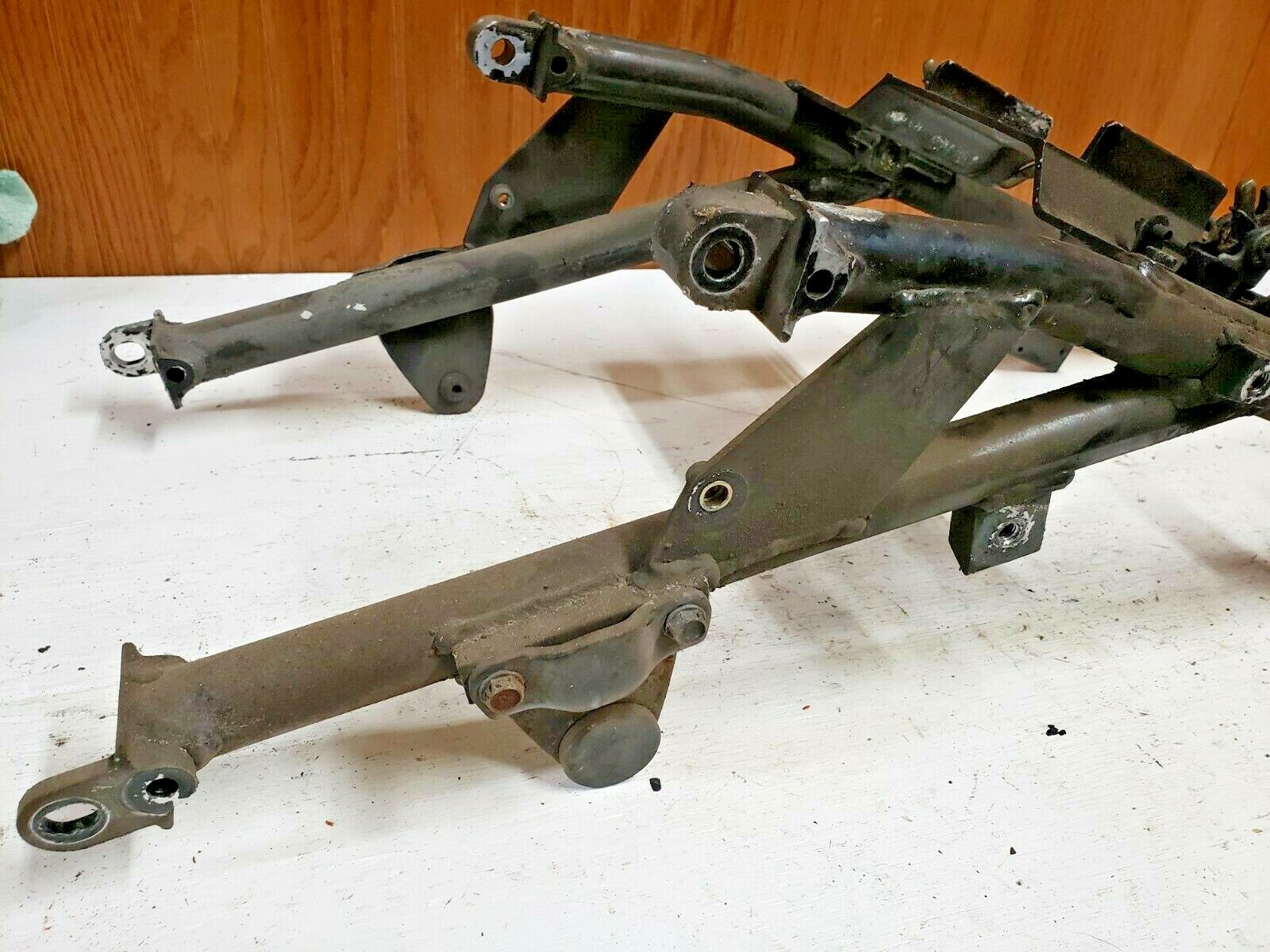1988 Kawasaki Concours 1000 ZG1100A REAR BACK FENDER SUPPORT FRAME SUBFRAME ZG