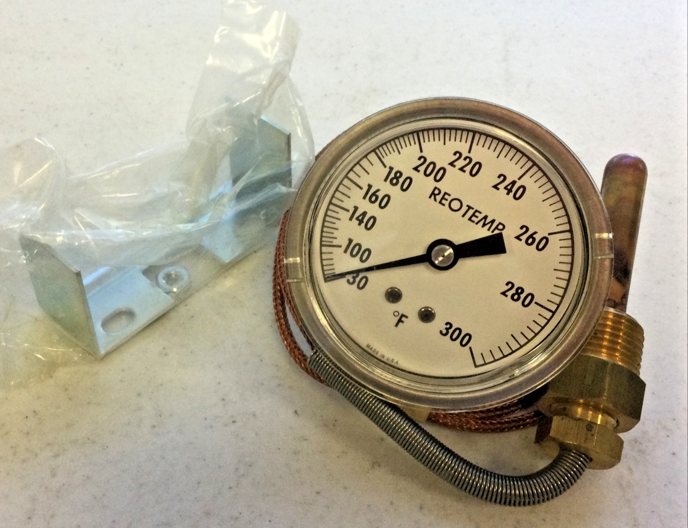 NEW REOTEMP VAPOR ACTUATED THERMOMETER 2" 30-300°F COPPER CAPILLARY V25UR60C06K2
