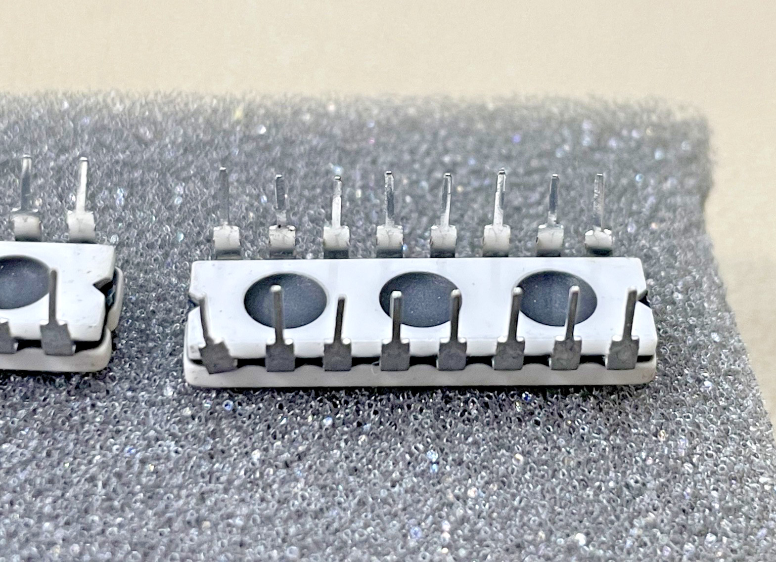 Old School Kicker 80Hz Chip, Pair, NOS