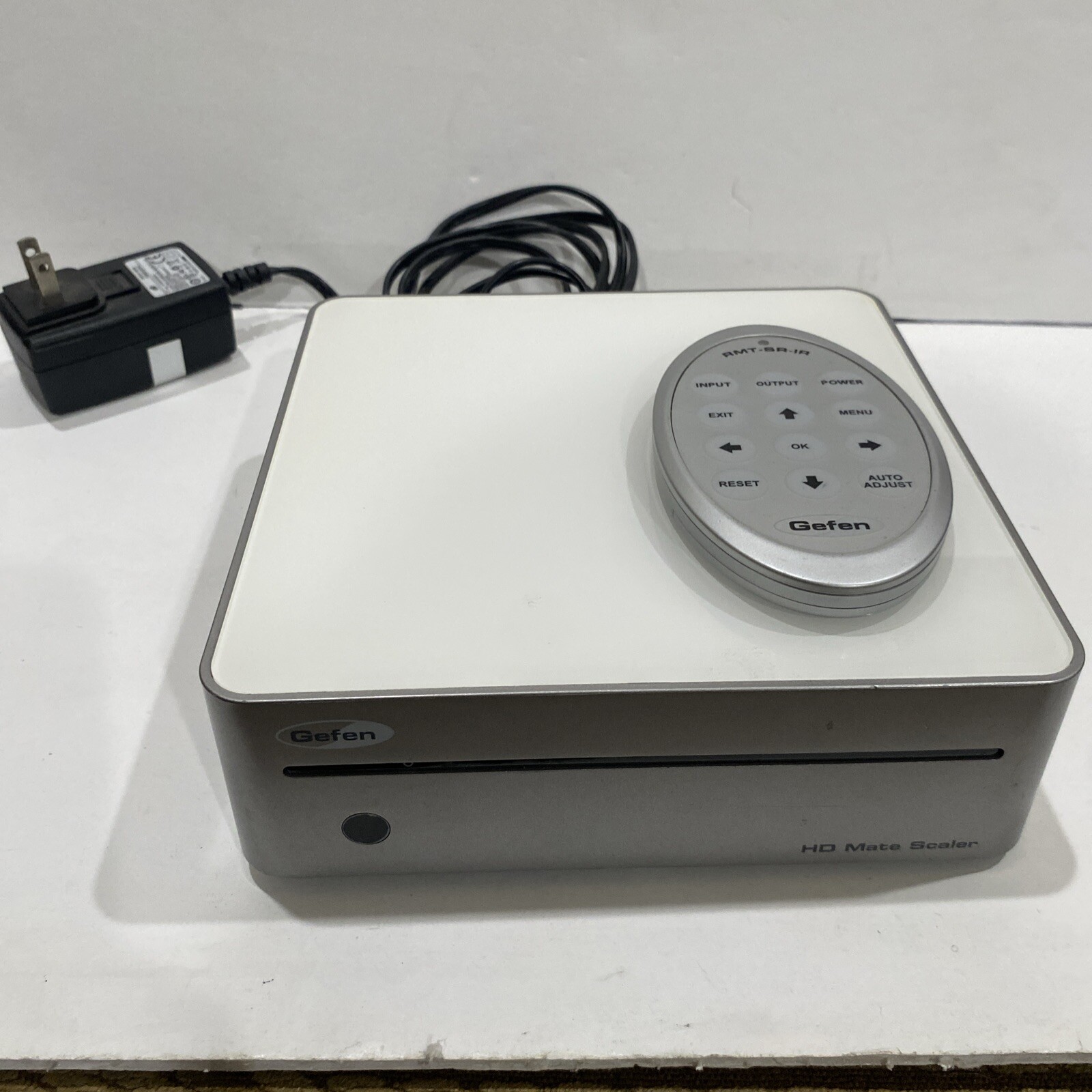 Gefen TV Hi-Def Scaler EXT-HDMATE-S. Includes Remote. Retro Gaming. Component