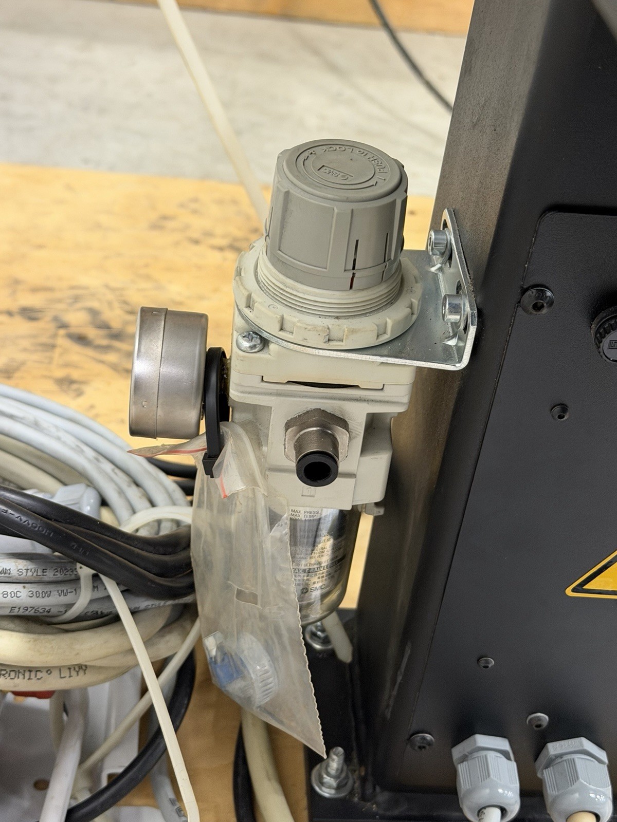 Wittmann WP80 Sprue Picker Robot 2016 NOS w/ Net8 Pendant Control Not Installed