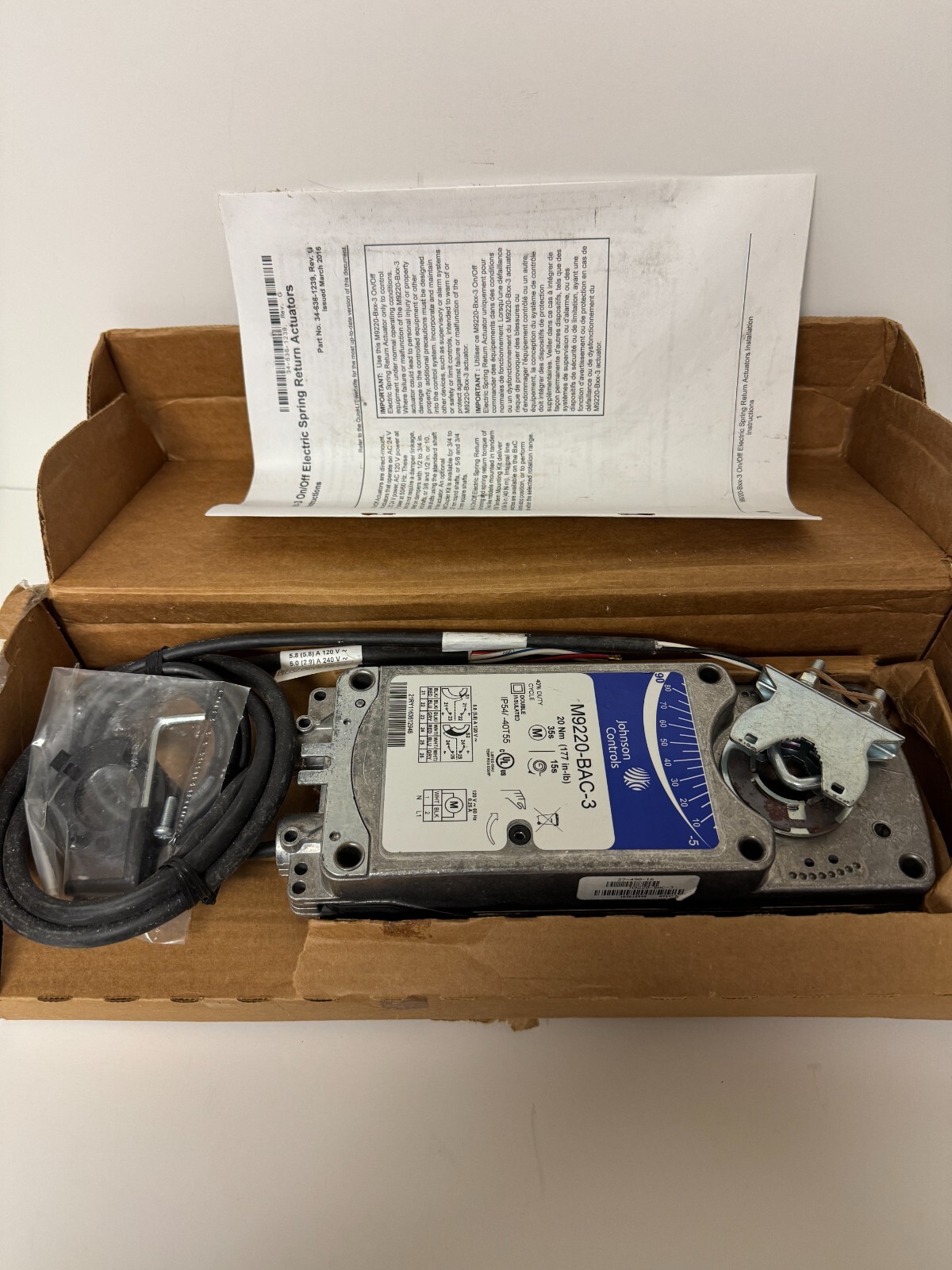Johnson Controls M9220-BAC-3 Spring Return 2 Position Actuator W End Switches