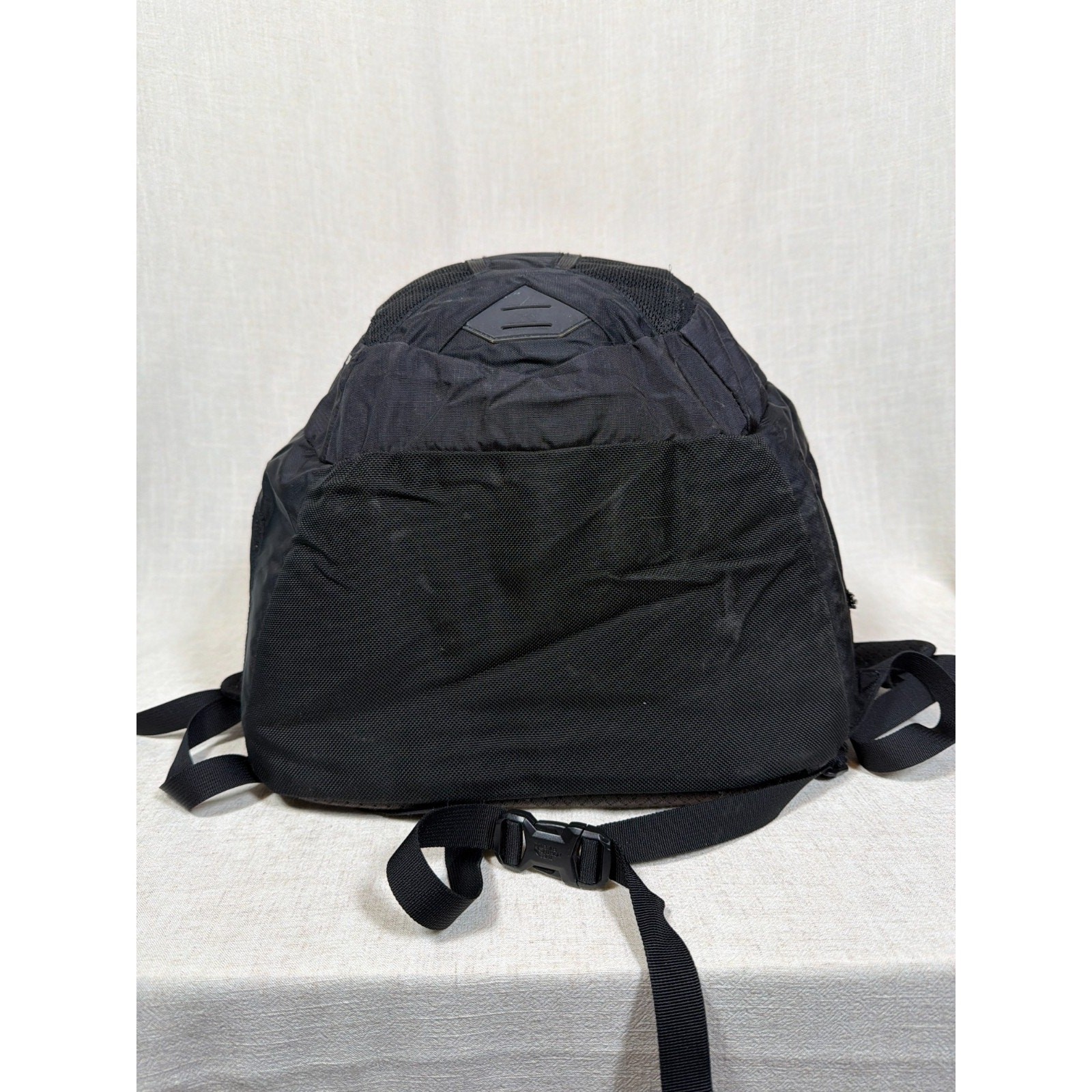 The North Face Recon Backpack - Black - Pre-Owned