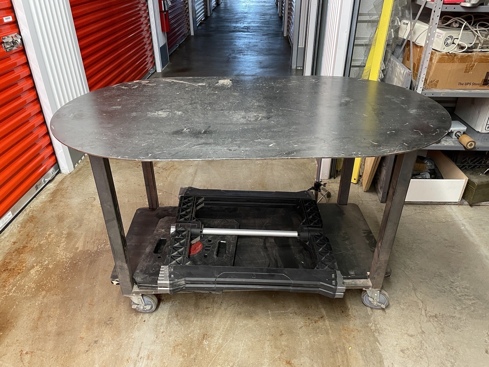 Oval Steel Welding Table 5’ X 3’ With Casters