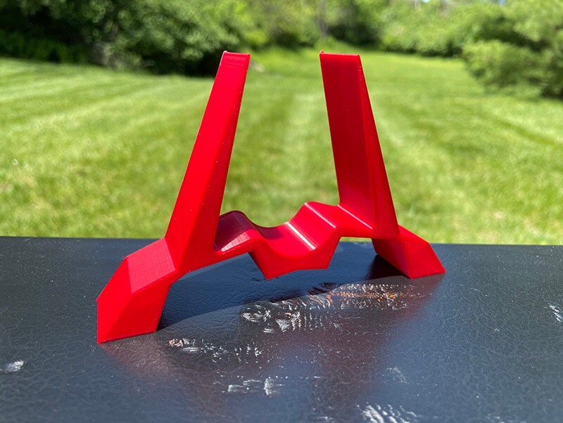 Paintball Gun Stand - Full Loadout (Red)