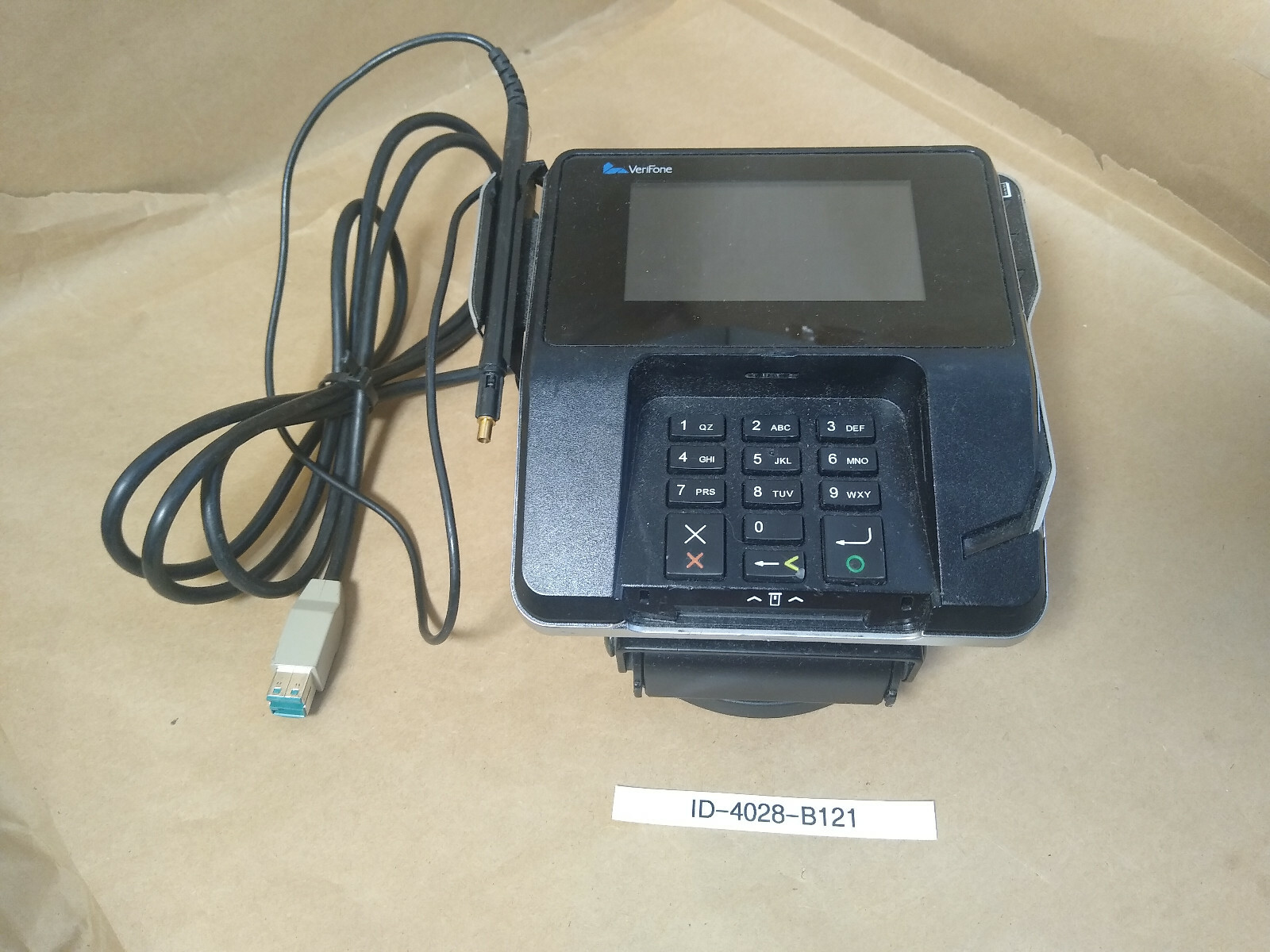 VeriFone MX-915 Credit Card Pinpad Payment Terminal M132-409-01-R w/Swivel Stand