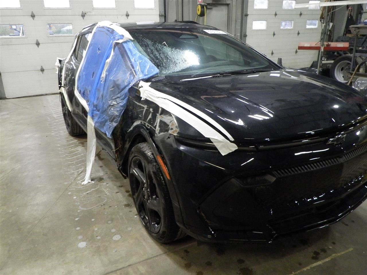 2025 Equinox EV Lower Air Shutter 85677489