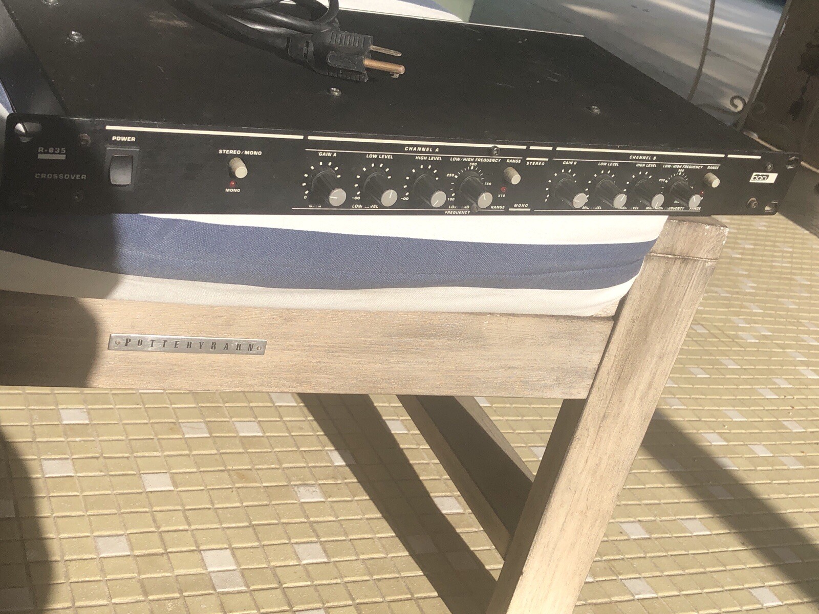 DOD R-385 Electronic crossover