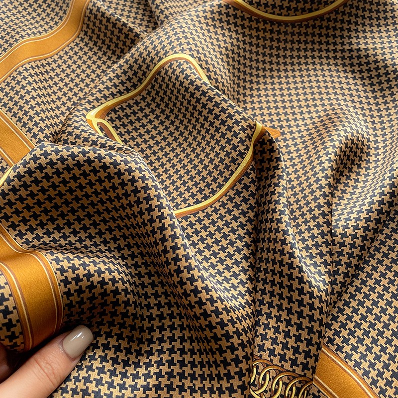 100% Silk Square Scarf Women neckerchief shawl Wrap Black Brown Plaid 68*68cm-