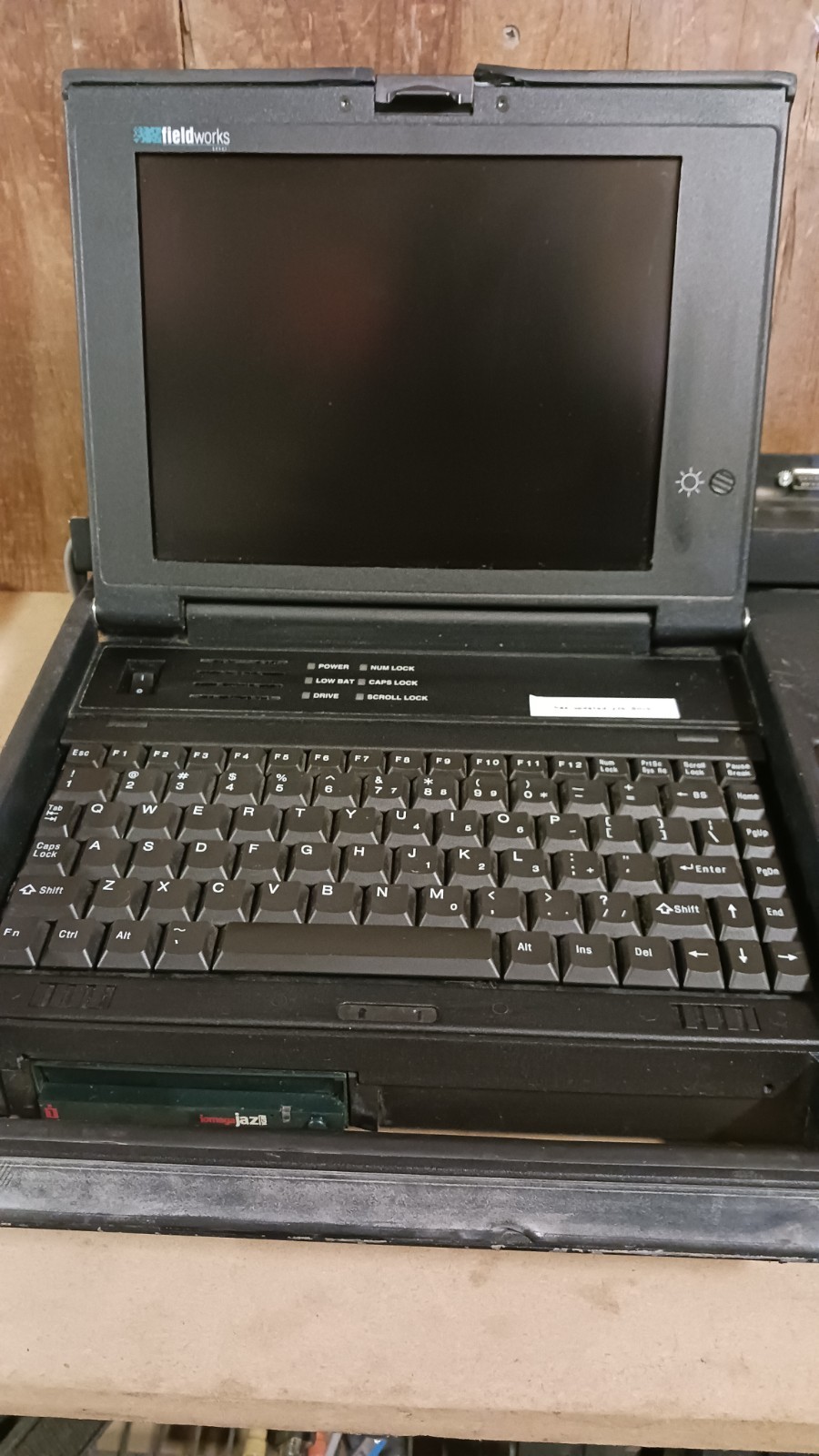FieldWorks Model No. FW 7666P Pentium PC with Jaz 1GB and SCI 1000 Add-On, Works