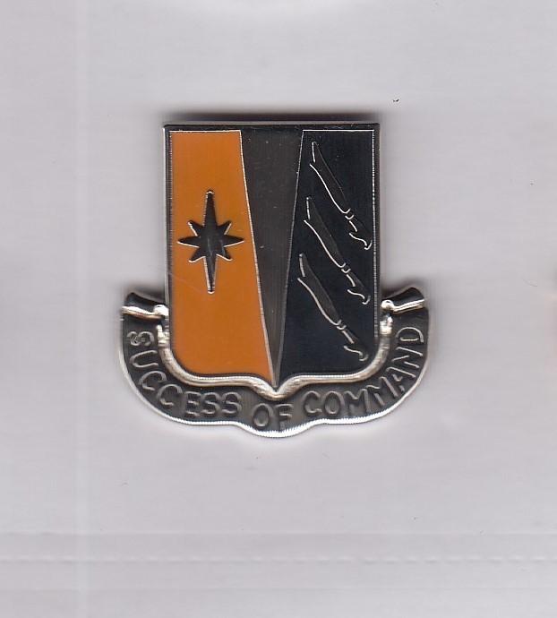 US Army 138th Signal Battalion crest DUI badge P-23