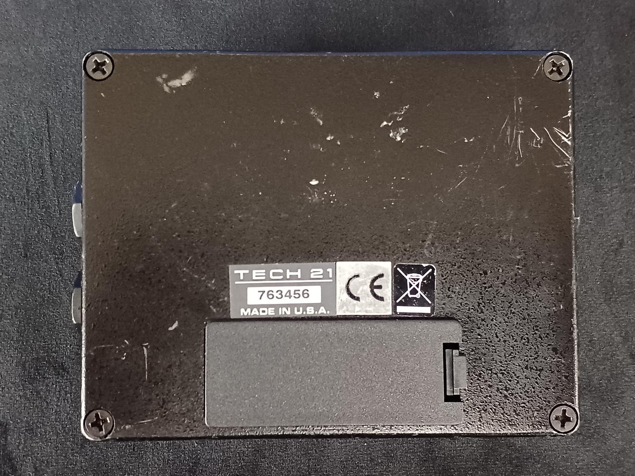 TECH21 SANS bass pre