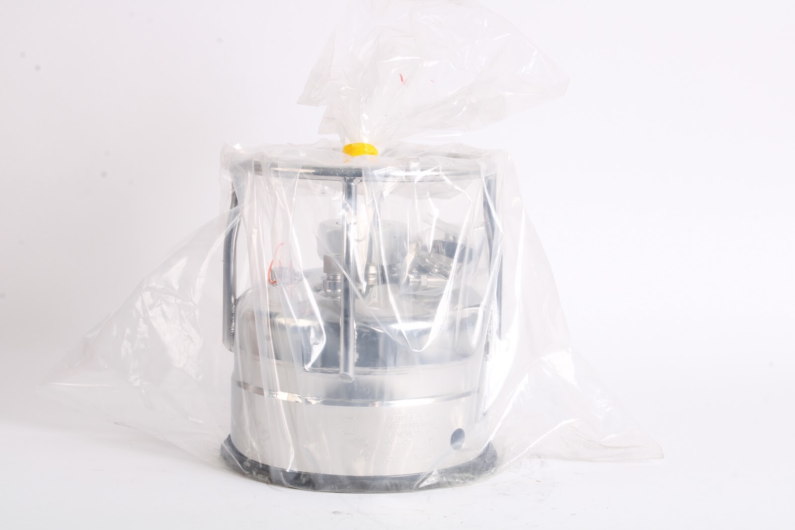 Alloy Vessel 185 PSI MAWP, -20°F MDMT, 316L, 12.7 BAR, 38°C. No Valves, with Nut