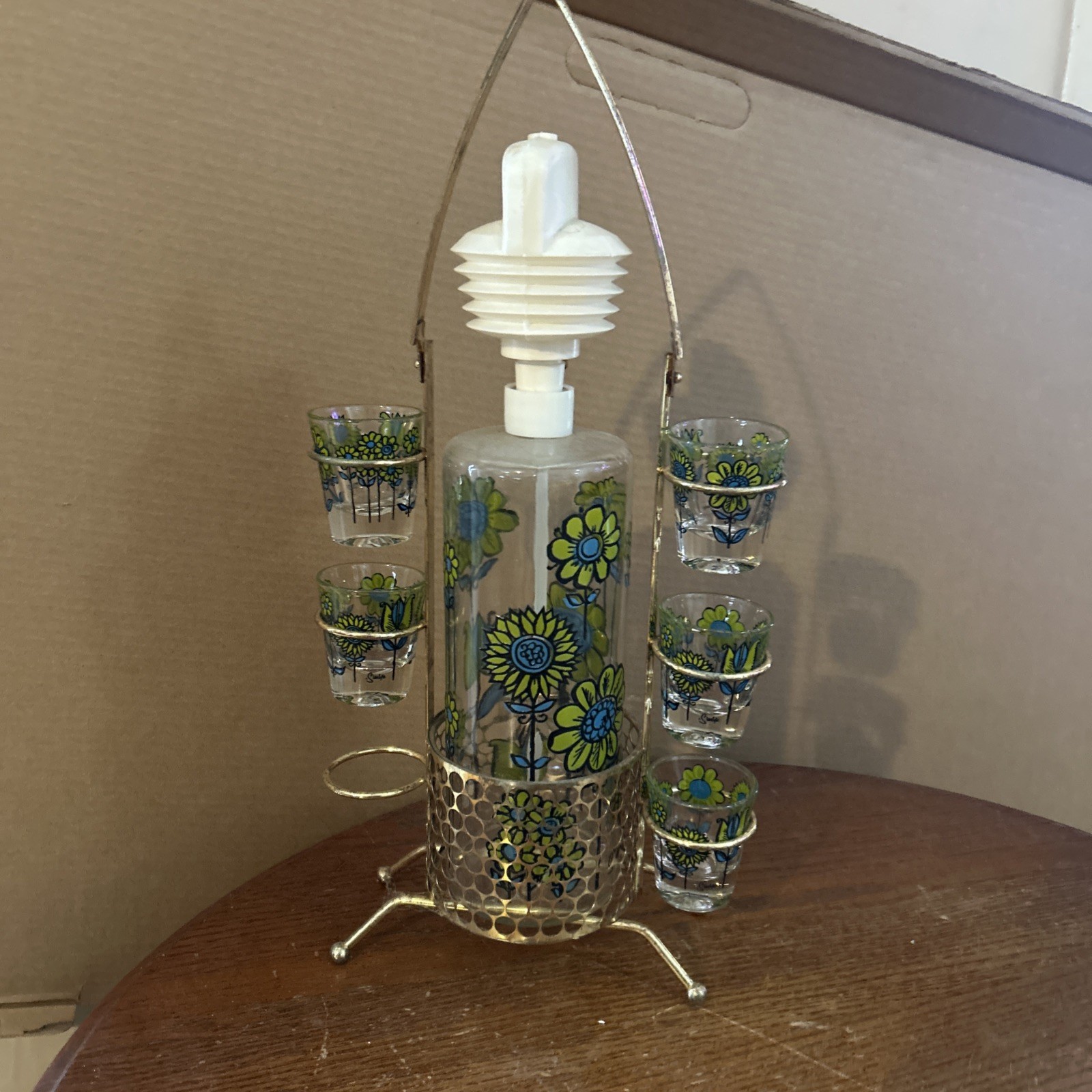 vintage 1970s Starlyte barware set