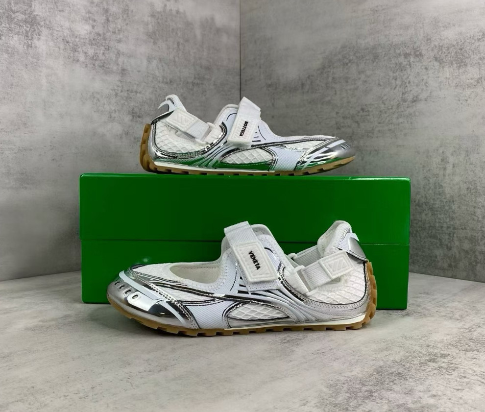 BOTTEGA VENETA Orbit Flash Mary Jane Silver/White Sneakers New