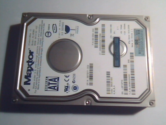 Hard Disk Drive SATA Maxtor DiamondMax 10 6L080M0 SATA150 391333-004 156301488