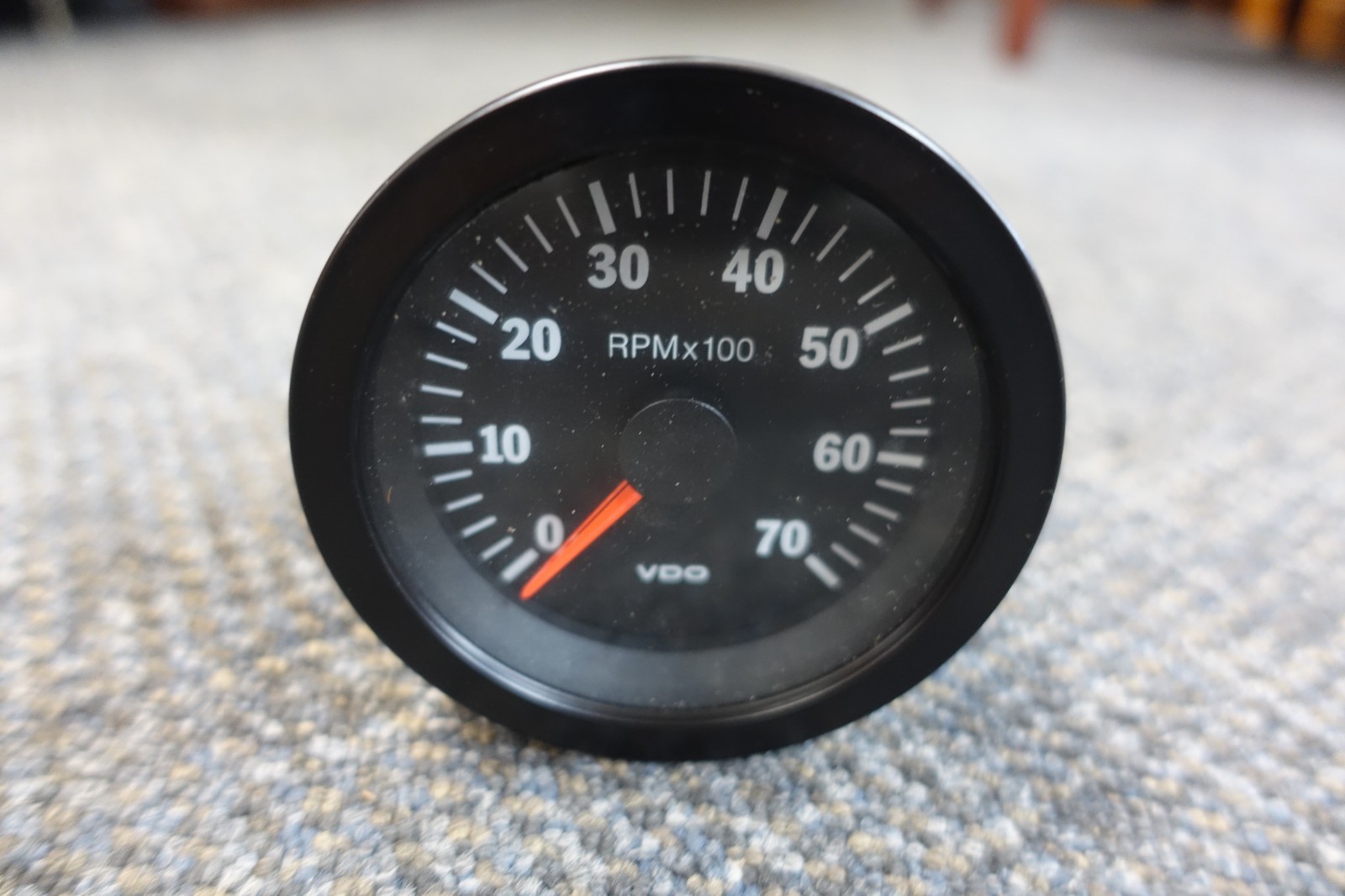 VDO Tachometer 7000 RPM