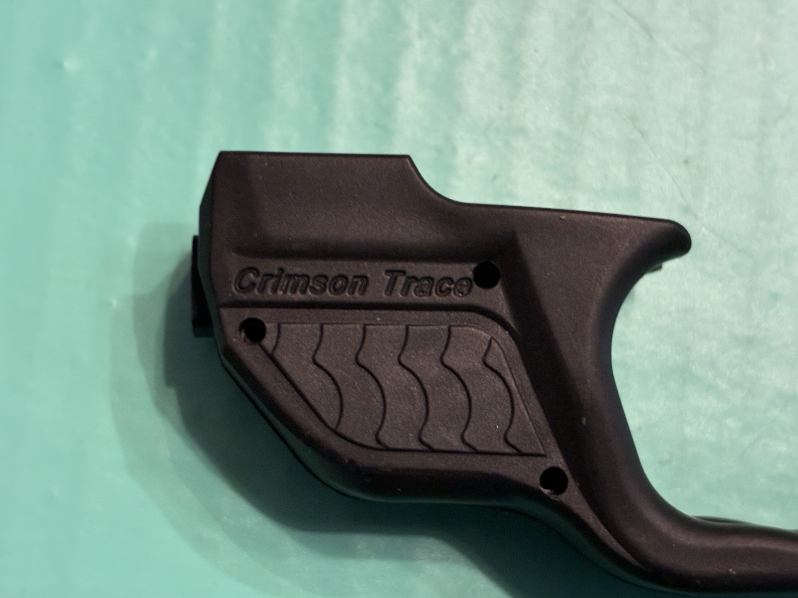 USED CRIMSON TRACE SMITH & WESSON SHIELD GREEN LASER TRIGGER GUARD MOUNTED 9MM