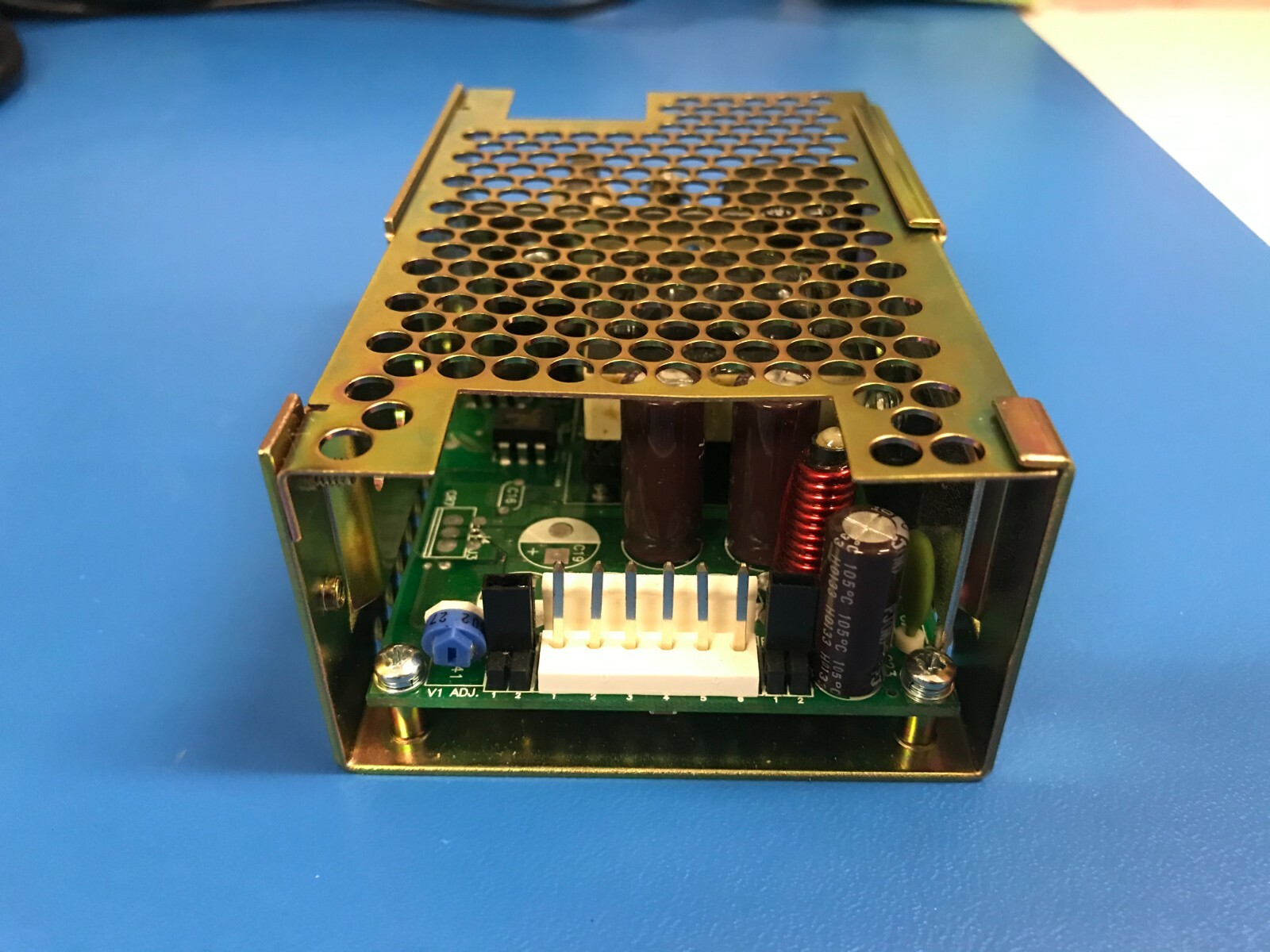 IPD SRP-40A-1004: Power Supply with Chassis / Cover