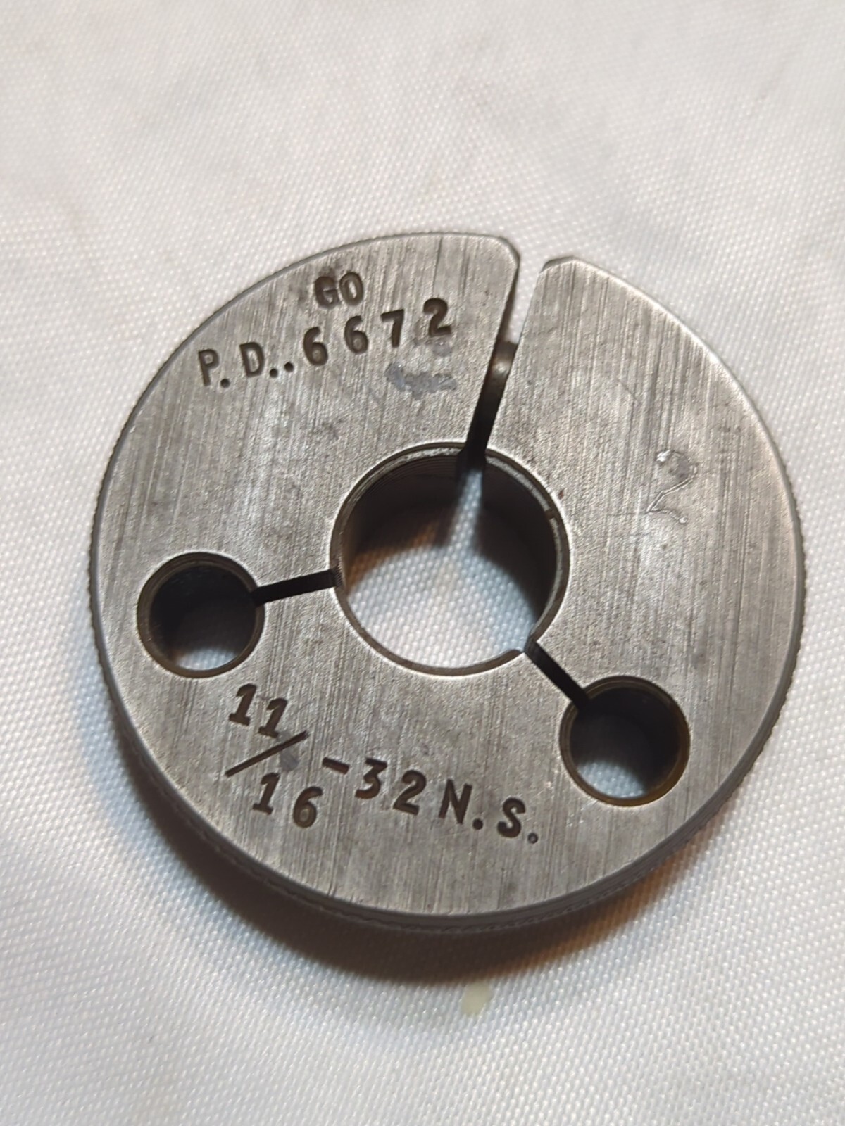 Sheffield Ring Thread Gage 11/16-32 NS Go P.D. .6672 (Rg3)