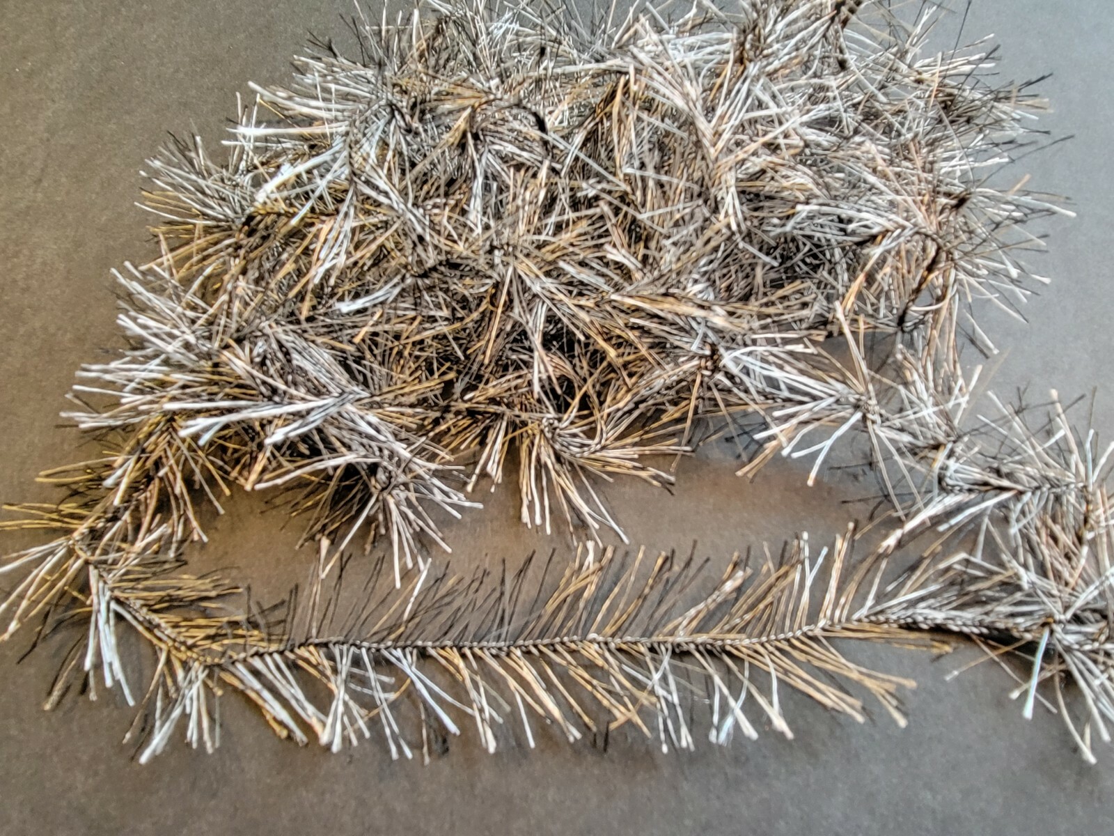 4  Yards BLACK AND WHITE Crystal Ice Hackle Feather Replacement Fly Tying