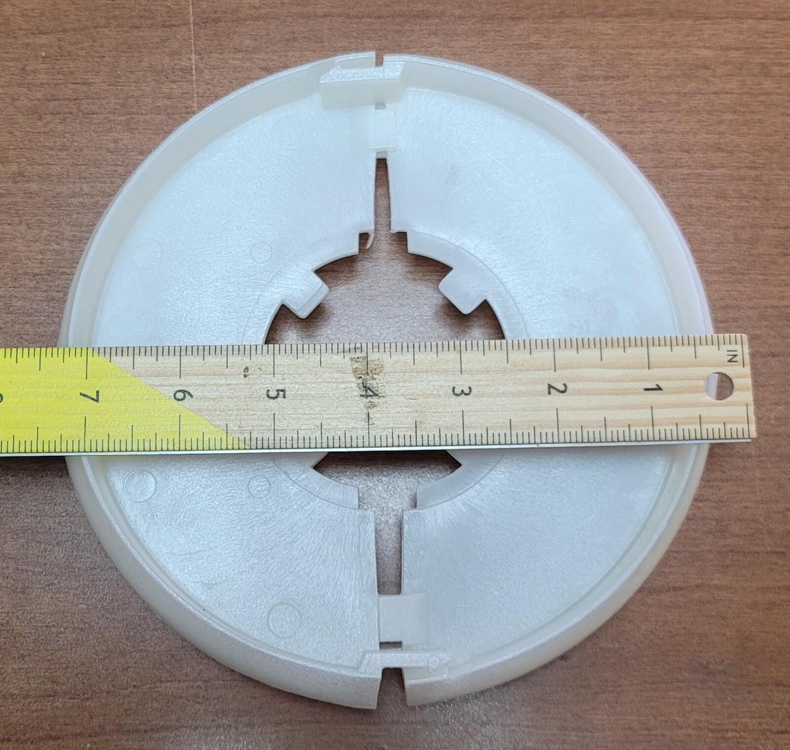 BoxLok Valve Box Centering Device for Gate Valves BoxLok-1