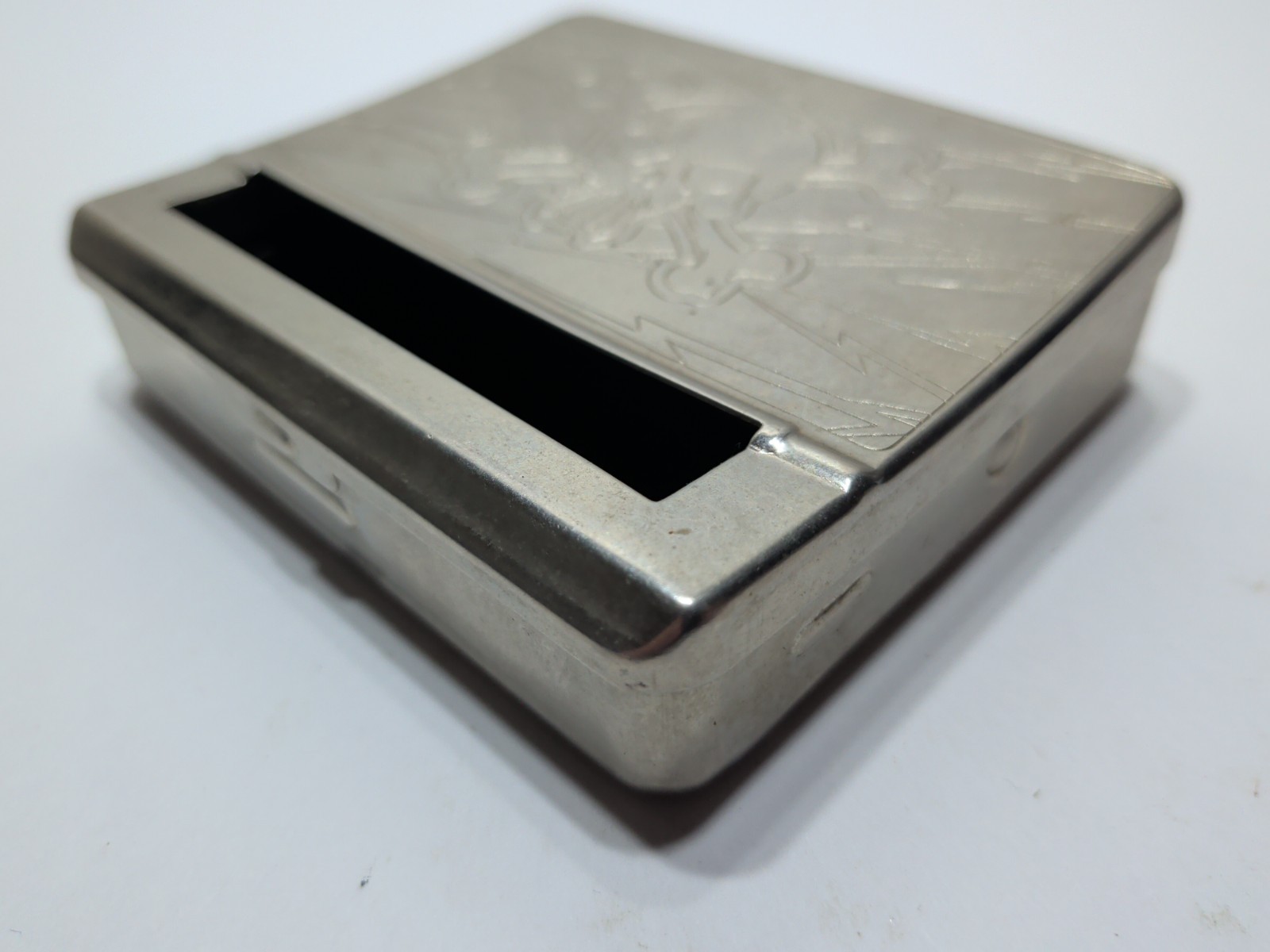 ✨USED✨Automatic Cigarette Rolling Machine Metal Box Cigarette Case SKULL etching