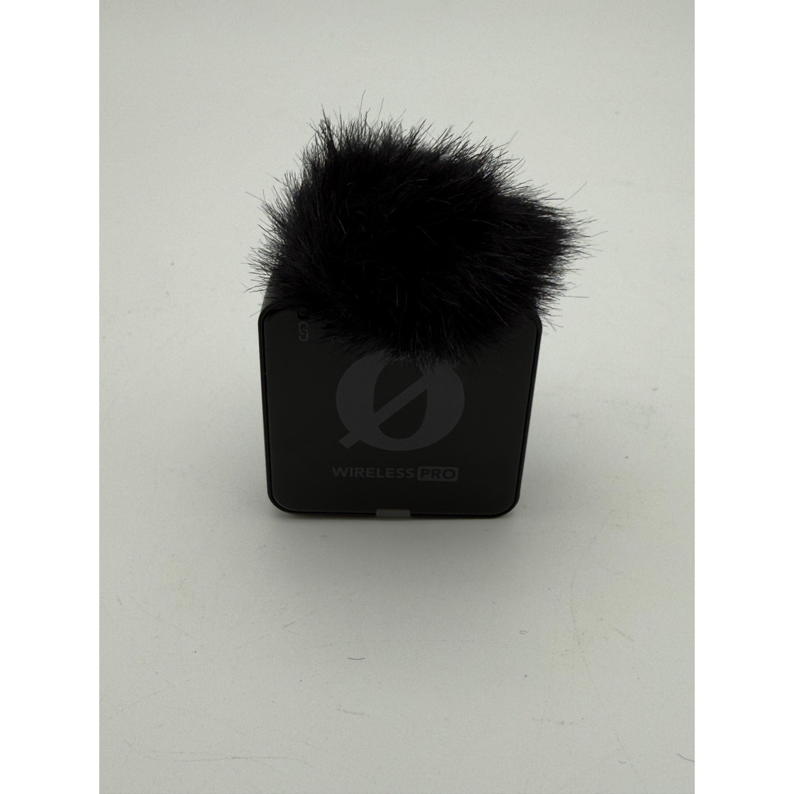 Rode Wireless PRO Transmitter Black Compact Microphone with Windscreen