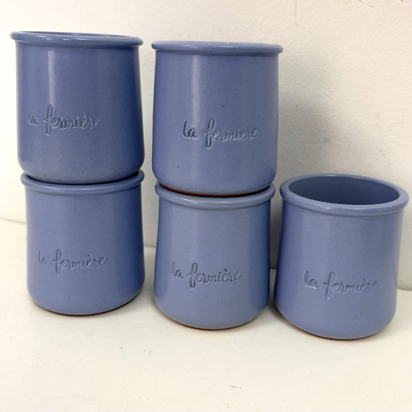 Five (5) le fermiere Single Pretty Blue Yogurt Cups Excellent Condition Pre Own