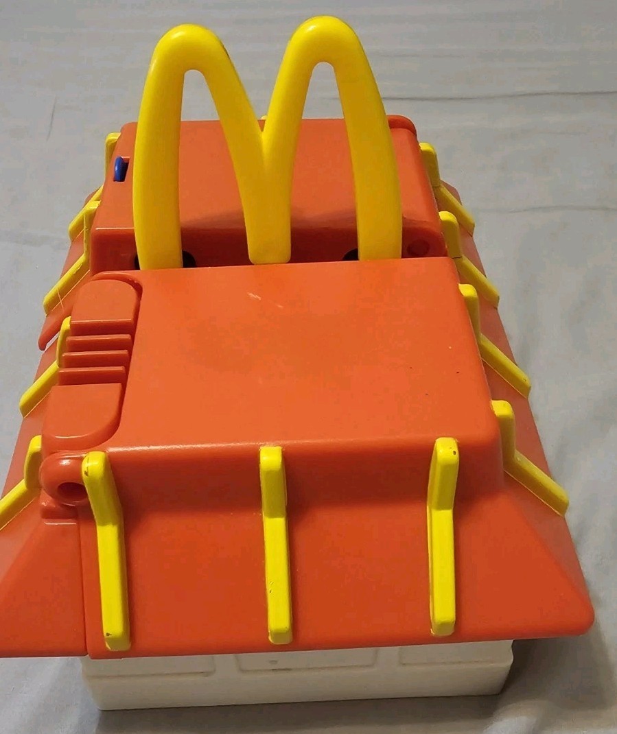 RARE Vintage Play Doh McDonald's Restaurant Playset 2003 Hamburger Nuggets Food