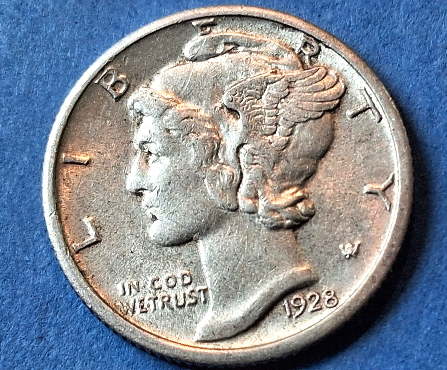 Choice Unc 1928 D Mercury Dime - 10c - Better Date & Grade Full Bands